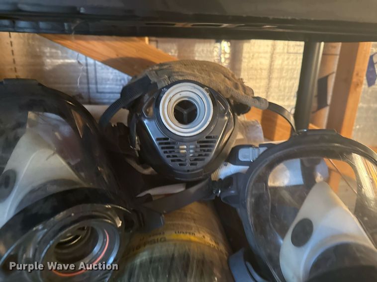 image for item EG7920 (29) SCBA tanks