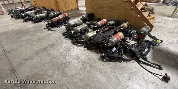 image for item EG7921 (27) SCBA tanks