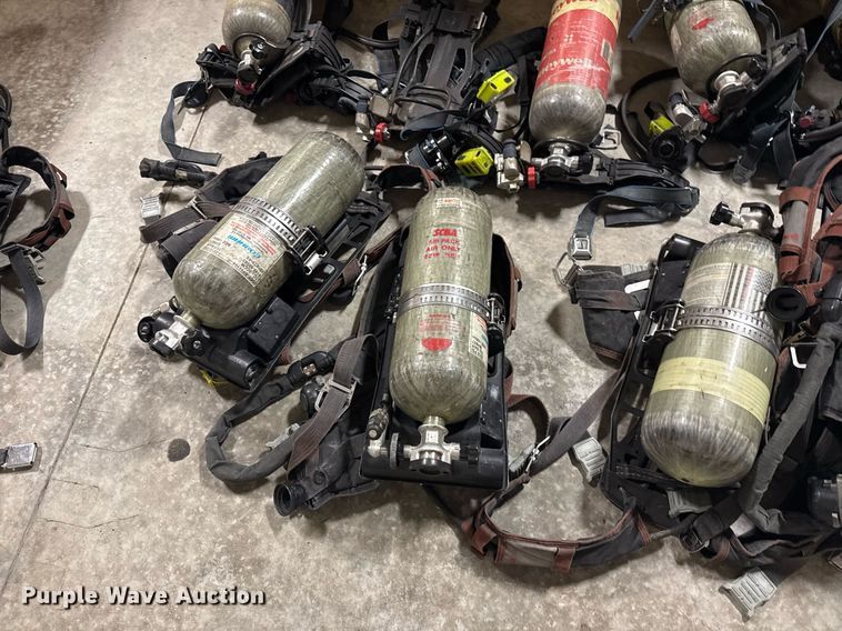 image for item EG7921 (27) SCBA tanks