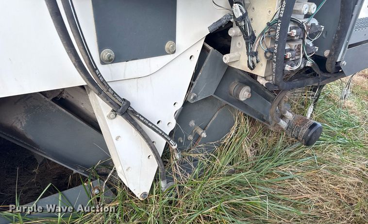 image for item EG7924 2010 Elgin Pelican street sweeper