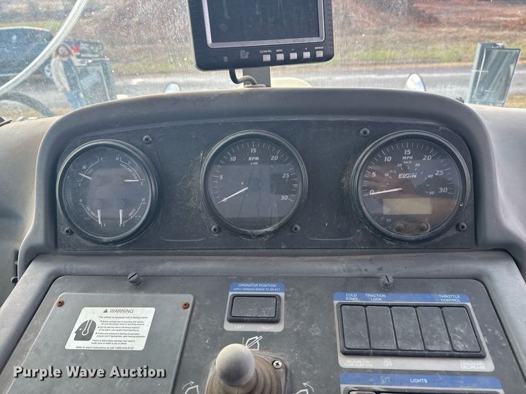 image for item EG7924 2010 Elgin Pelican street sweeper