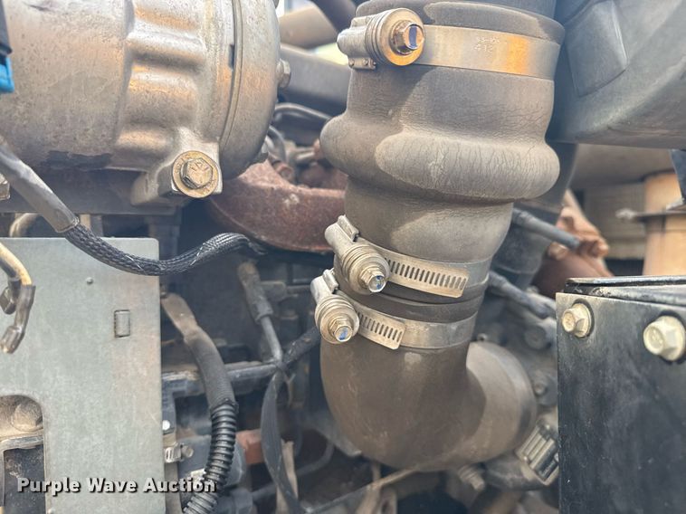 image for item EG7924 2010 Elgin Pelican street sweeper