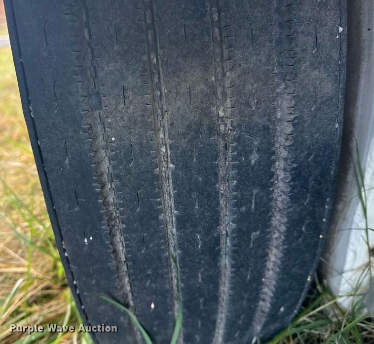 image for item EG7924 2010 Elgin Pelican street sweeper