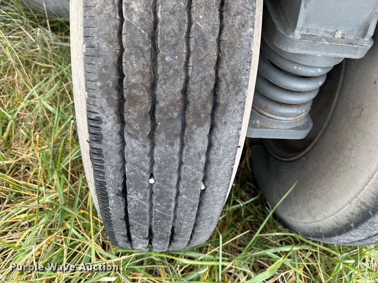 image for item EG7924 2010 Elgin Pelican street sweeper