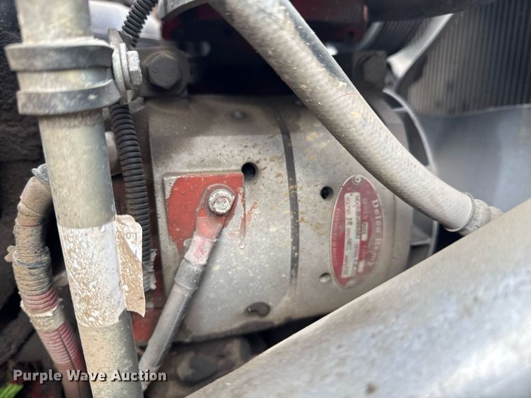 image for item EG7928 2014 Freightliner Business Class M2 truck cab and chassis