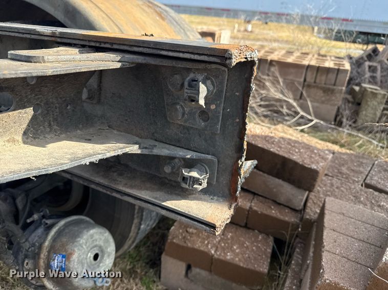 image for item EG7929 2014 Freightliner Business Class M2 truck cab and chassis