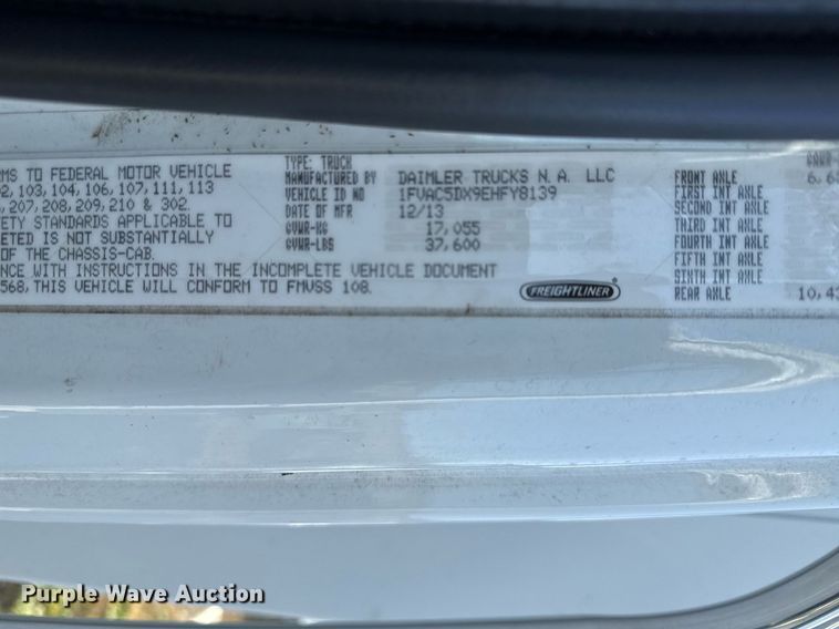 image for item EG7929 2014 Freightliner Business Class M2 truck cab and chassis