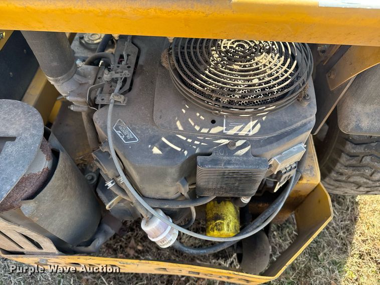 image for item EG7931 2008 Hustler Super Z ZTR lawn mower