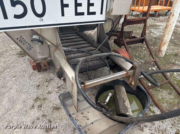 image for item EG7935 Swenson  spreader