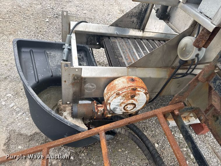 image for item EG7936 Swenson  spreader