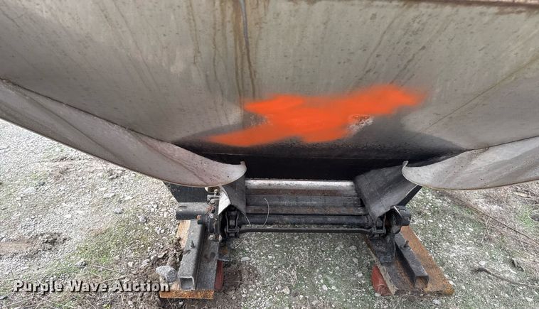 image for item EG7937 Swenson spreader