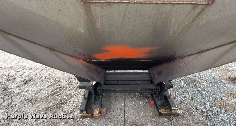 image for item EG7938 Swenson spreader