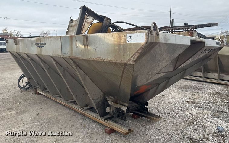 image for item EG7939 Swenson spreader