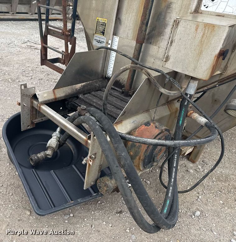 image for item EG7939 Swenson spreader