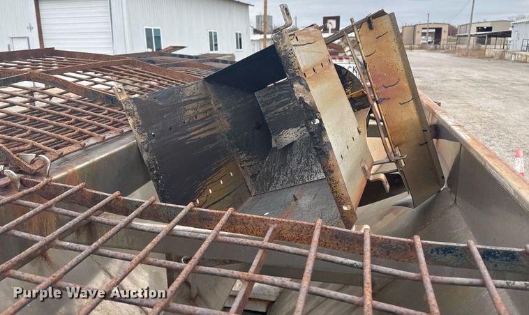 image for item EG7939 Swenson spreader