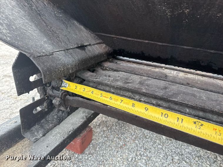 image for item EG7939 Swenson spreader