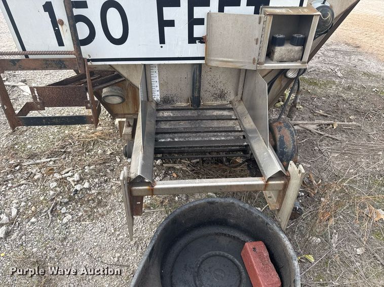 image for item EG7940 Swenson spreader