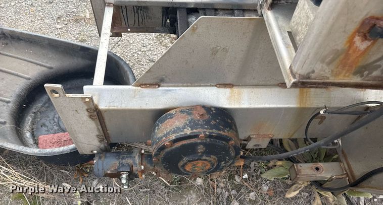 image for item EG7940 Swenson spreader