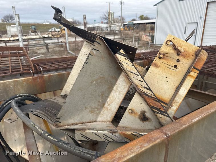 image for item EG7940 Swenson spreader