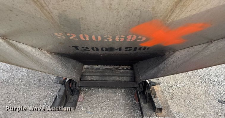 image for item EG7940 Swenson spreader