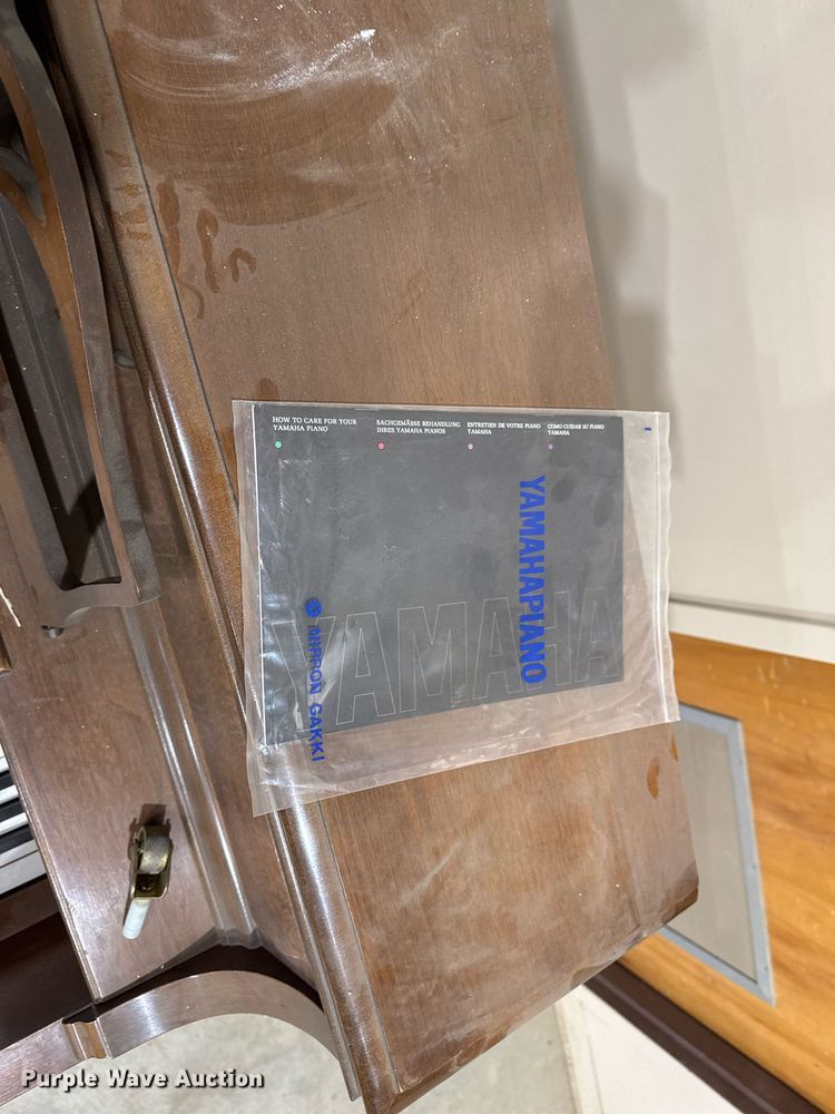 image for item EG7943 Yamaha piano