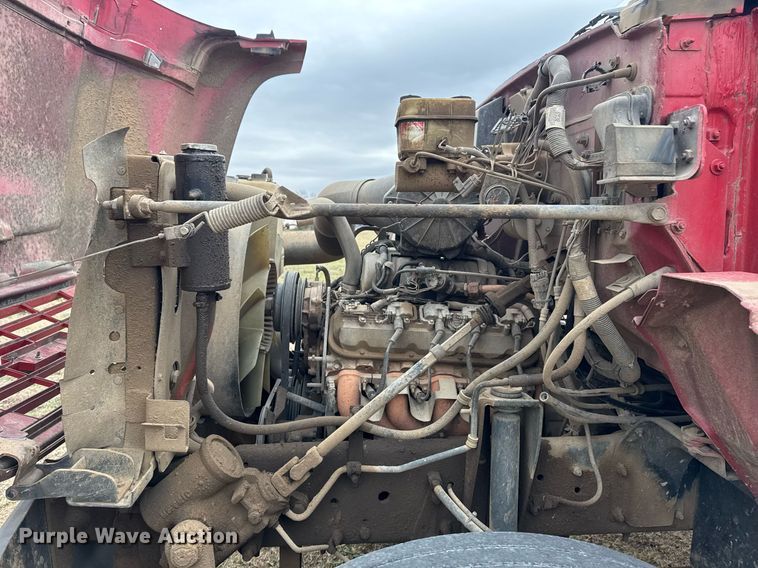 image for item EG7946 2000 Chevrolet C7 dump truck