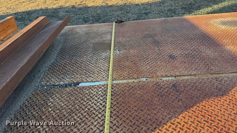 image for item EG7947 2013 Overbilt equipment trailer