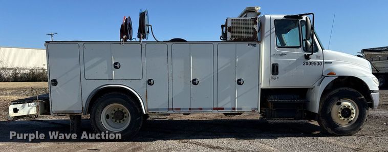 image for item EG7948 2009 International 4400 utility / service truck