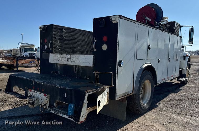 image for item EG7948 2009 International 4400 utility / service truck