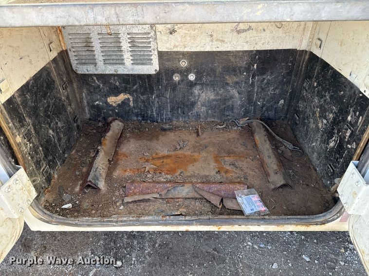 image for item EG7948 2009 International 4400 utility / service truck