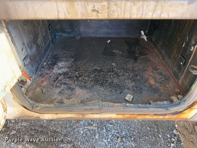 image for item EG7948 2009 International 4400 utility / service truck