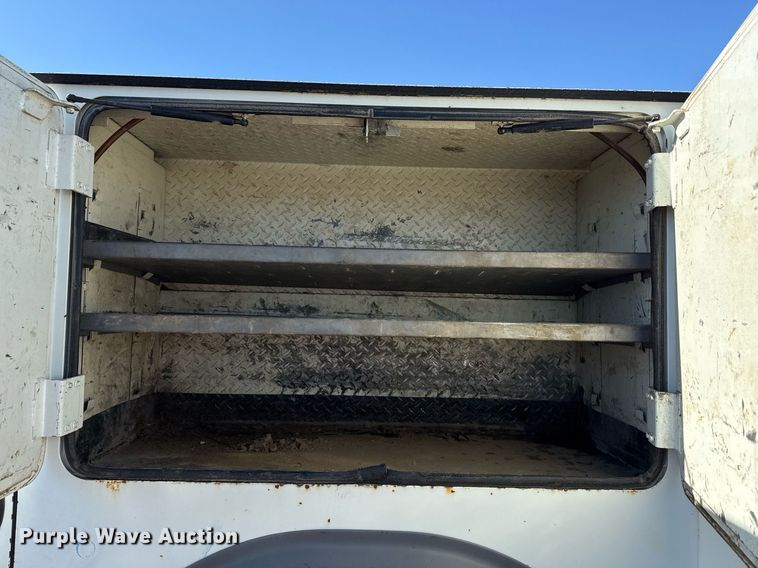 image for item EG7948 2009 International 4400 utility / service truck