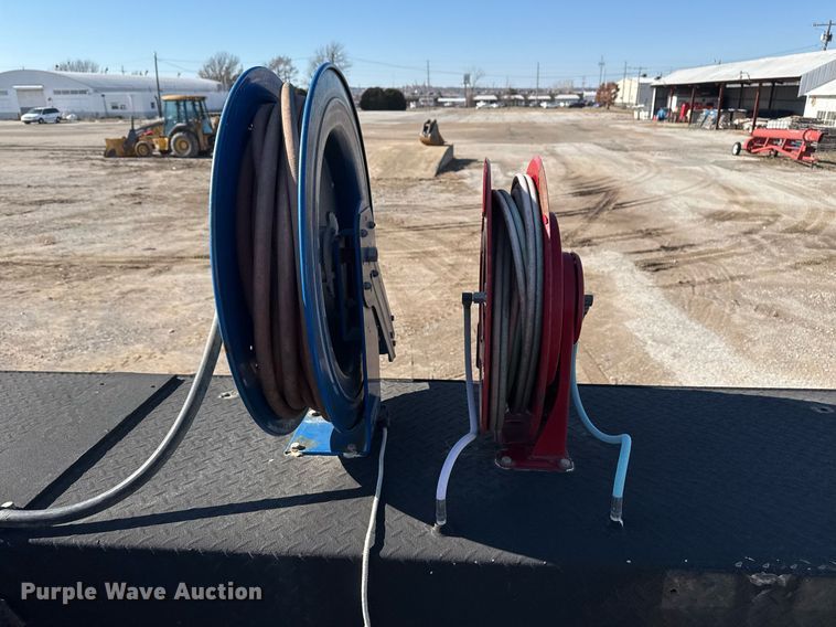 image for item EG7948 2009 International 4400 utility / service truck