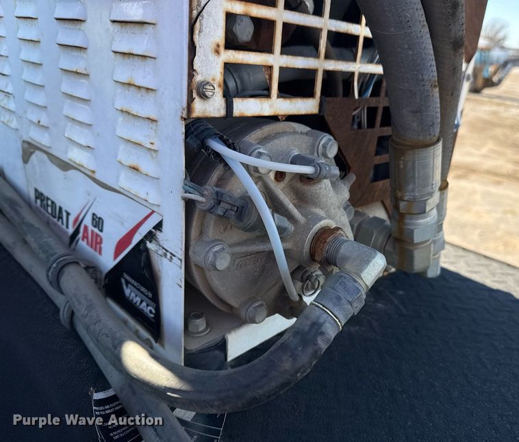 image for item EG7948 2009 International 4400 utility / service truck