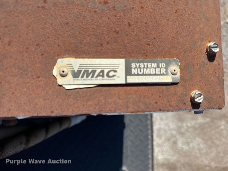 image for item EG7948 2009 International 4400 utility / service truck