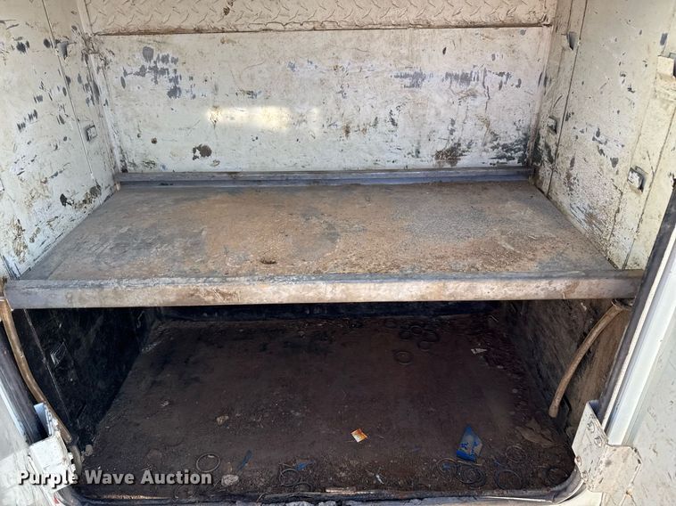 image for item EG7948 2009 International 4400 utility / service truck