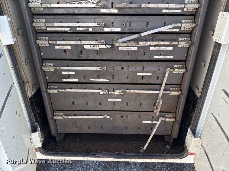 image for item EG7948 2009 International 4400 utility / service truck