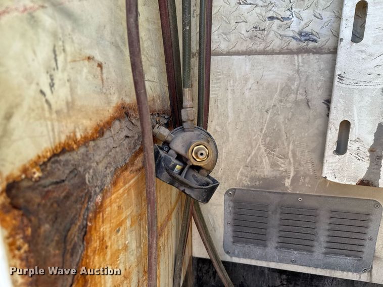 image for item EG7948 2009 International 4400 utility / service truck