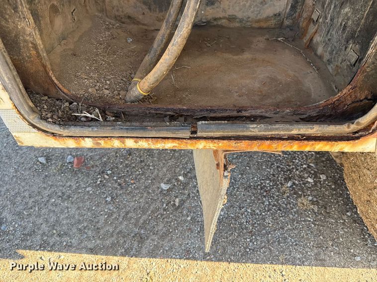 image for item EG7948 2009 International 4400 utility / service truck