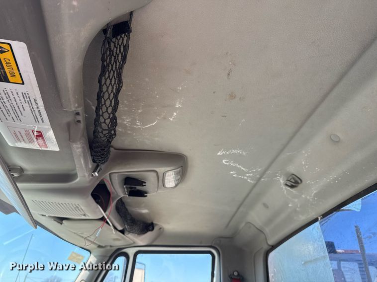 image for item EG7948 2009 International 4400 utility / service truck