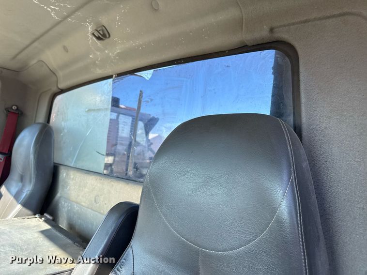 image for item EG7948 2009 International 4400 utility / service truck