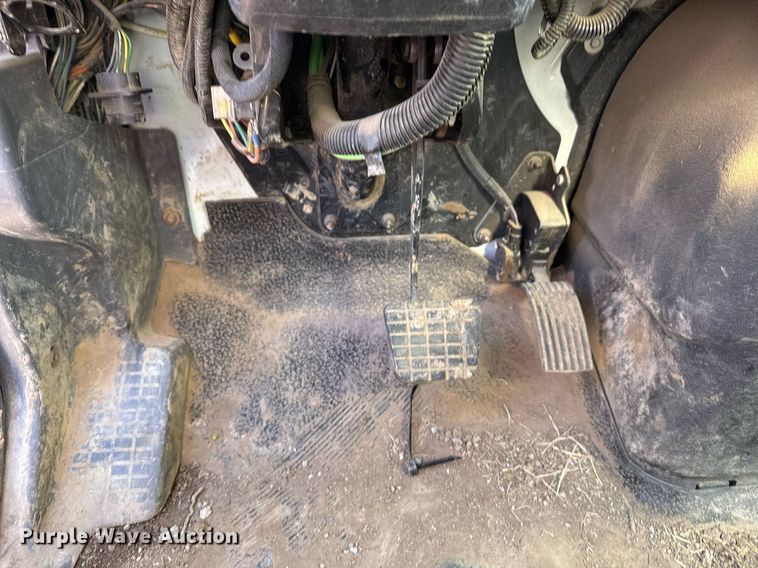 image for item EG7948 2009 International 4400 utility / service truck