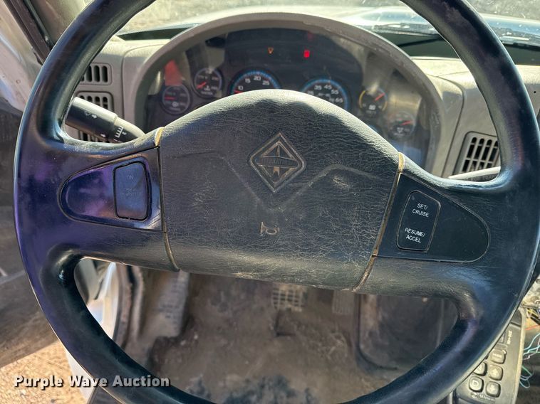 image for item EG7948 2009 International 4400 utility / service truck