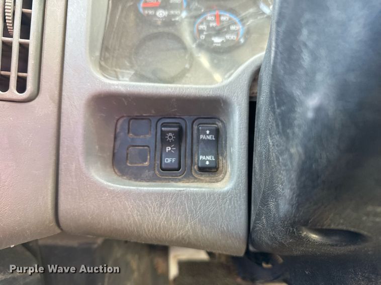 image for item EG7948 2009 International 4400 utility / service truck