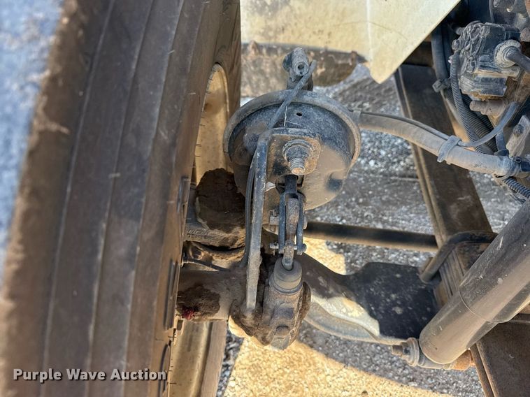 image for item EG7948 2009 International 4400 utility / service truck