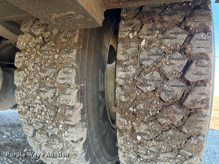 image for item EG7948 2009 International 4400 utility / service truck