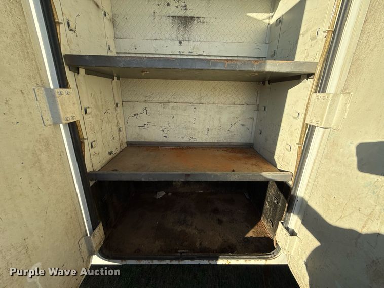 image for item EG7950 2009 International 4400 utility / service truck