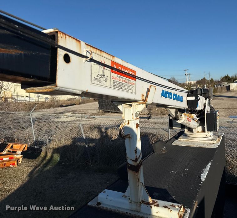 image for item EG7950 2009 International 4400 utility / service truck