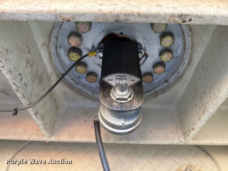 image for item EG7950 2009 International 4400 utility / service truck