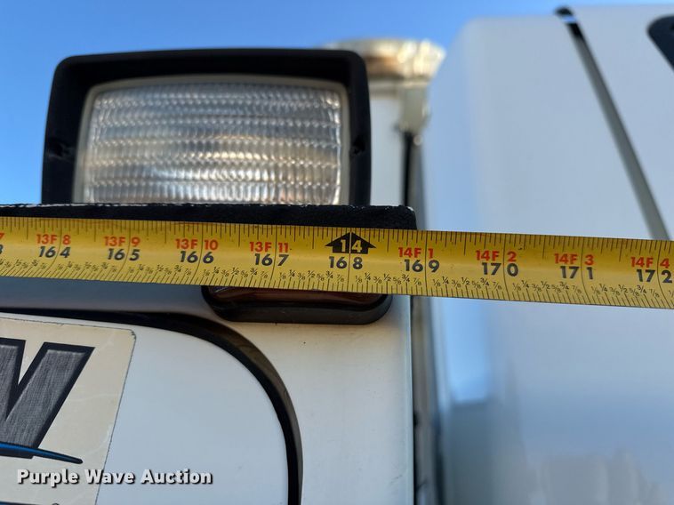 image for item EG7950 2009 International 4400 utility / service truck